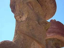 moai.jpg